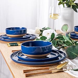 DINNERWARE SET FOR 4