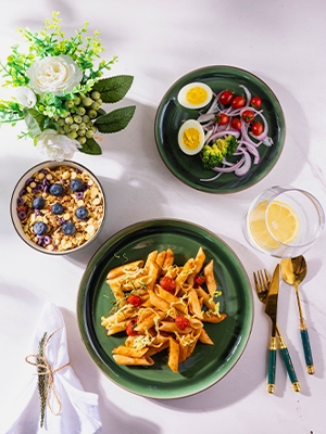 Ceramic Plates and bowls Set of 4