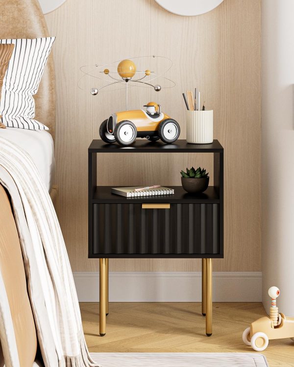 71Bwj7oQIDL._AC_SL1500 Nightstand,Fluted Bedside Table with Gold Frame,White Nightstand,Bedside Furniture, Modern Side Table with Drawer and Shelf for Bedroom,Living Room