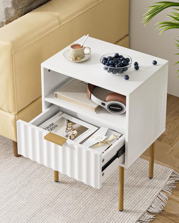 71ZicLQxTCL._AC_SL1500 Nightstand,Fluted Bedside Table with Gold Frame,White Nightstand,Bedside Furniture, Modern Side Table with Drawer and Shelf for Bedroom,Living Room
